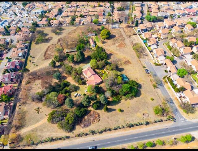 LAND FOR SALE IN VORNA VALLEY